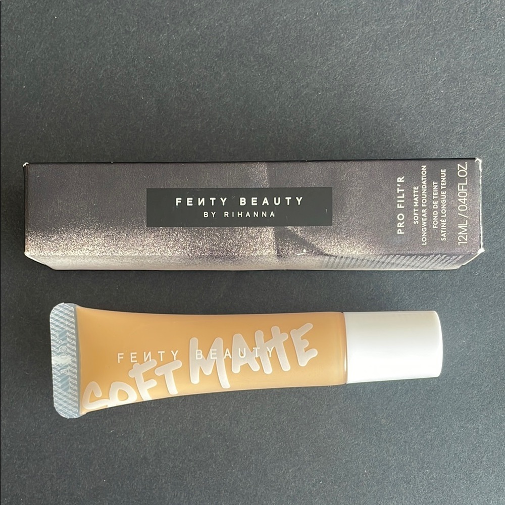 FENTY BEAUTY PRO FILT’R SOFT MATTE LONGWEAR FOUNDATION